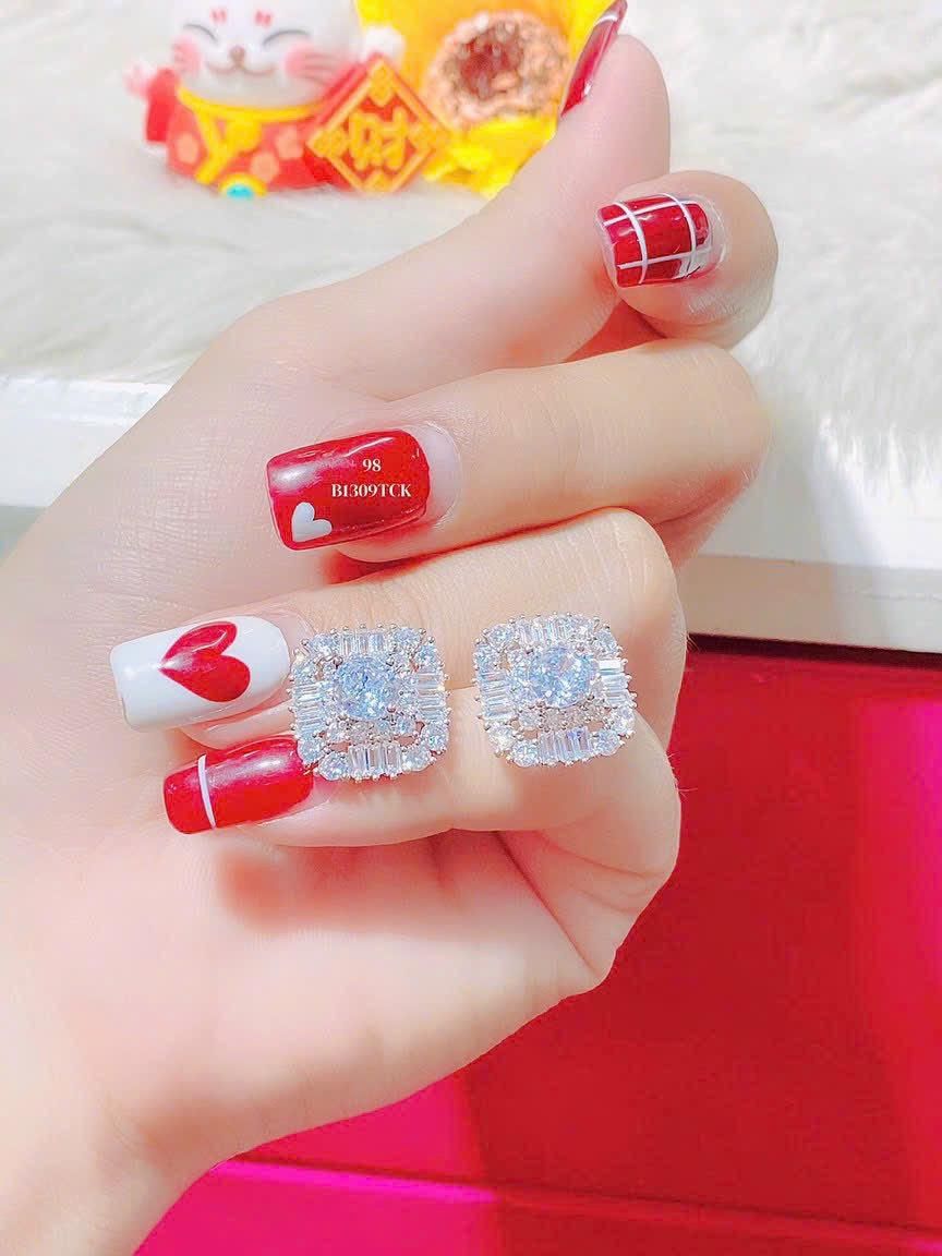 B1309 Bông tai nữ vuông đính đá baguette cao cấp trẻ trung UHA Voi Women