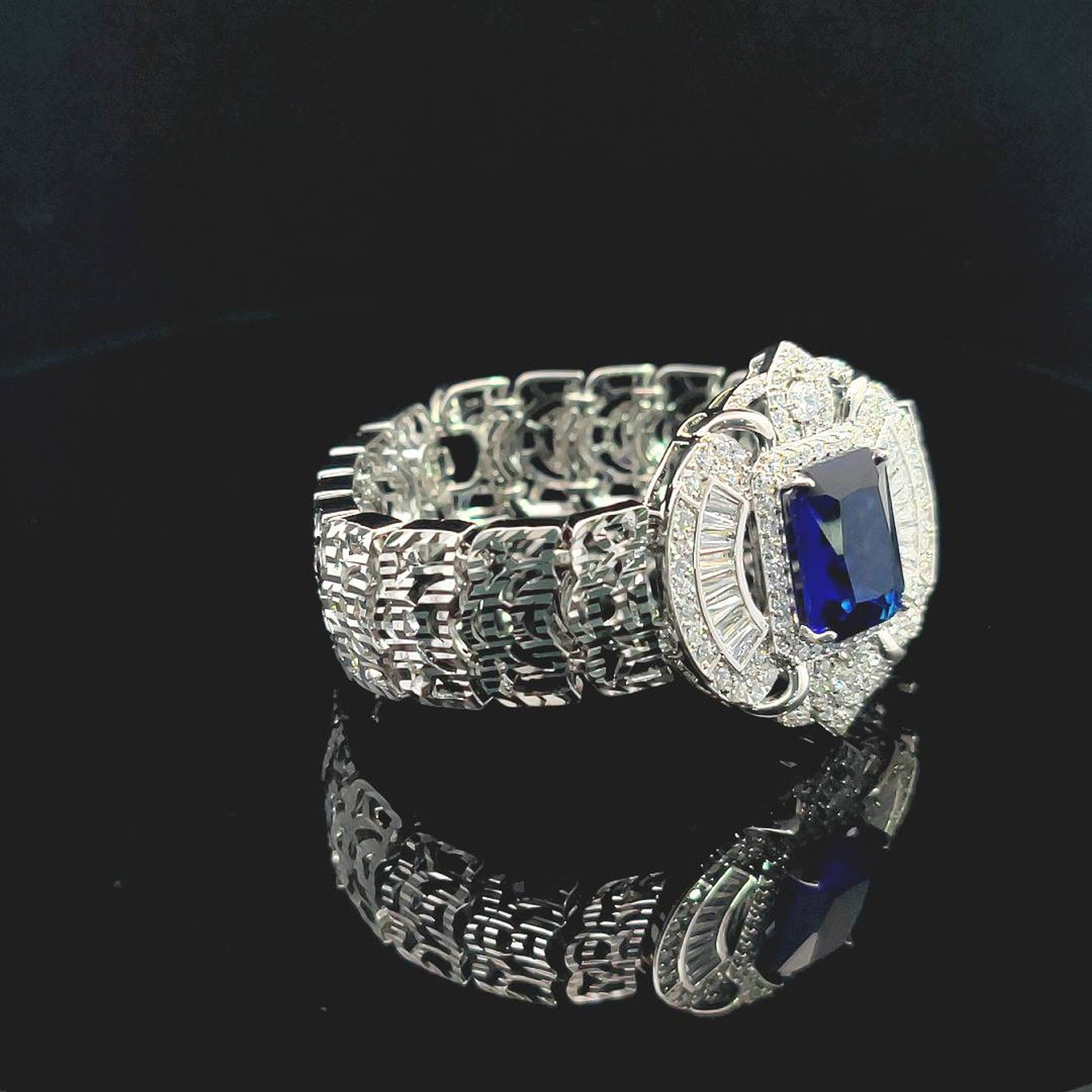 L619 Lắc tay nữ thiết kế sang trọng, đính đá CZ cao cấp UHA Phụ Kiện