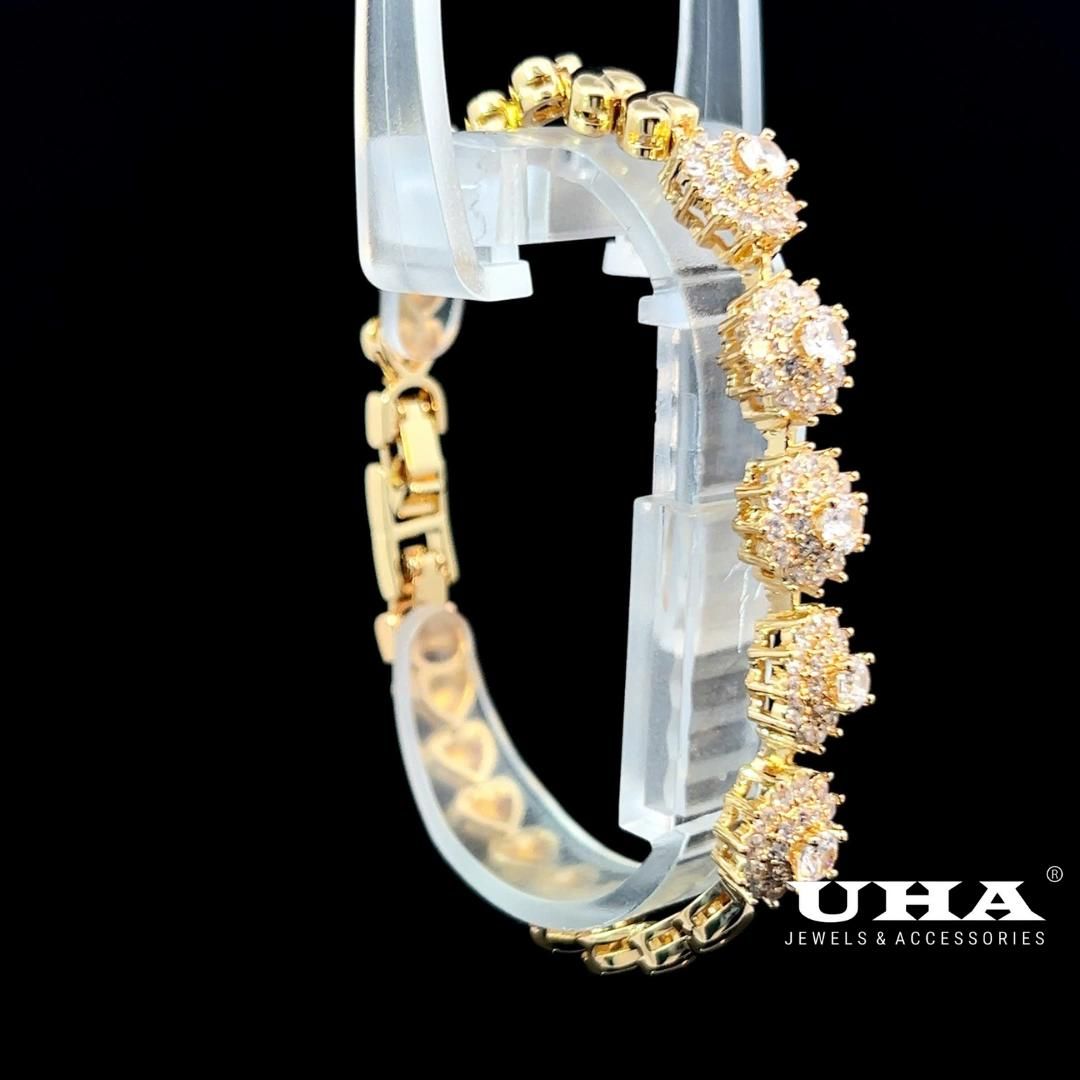 L649 Lắc tay nữ đính đá CZ cao cấp thiết kế tinh tế nhẹ nhàng cá tính UHA