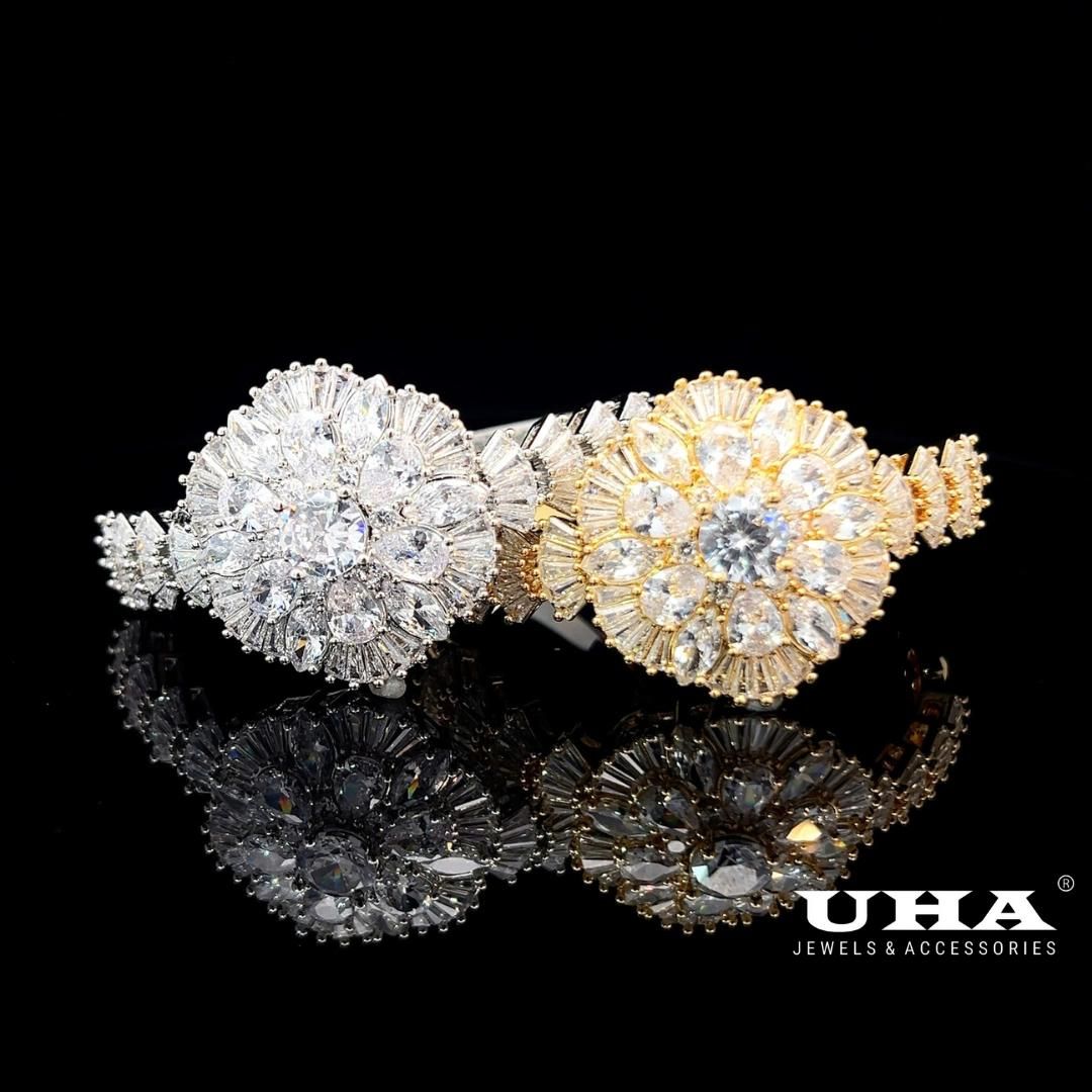 V595 Vòng tay nữ đính đá CZ cao cấp thiết kế tinh tế nhẹ nhàng UHA