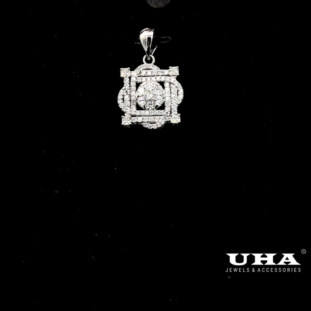 M1675 Mắt và dây chuyền nữ thiết kế tinh tế sang trọng UHA