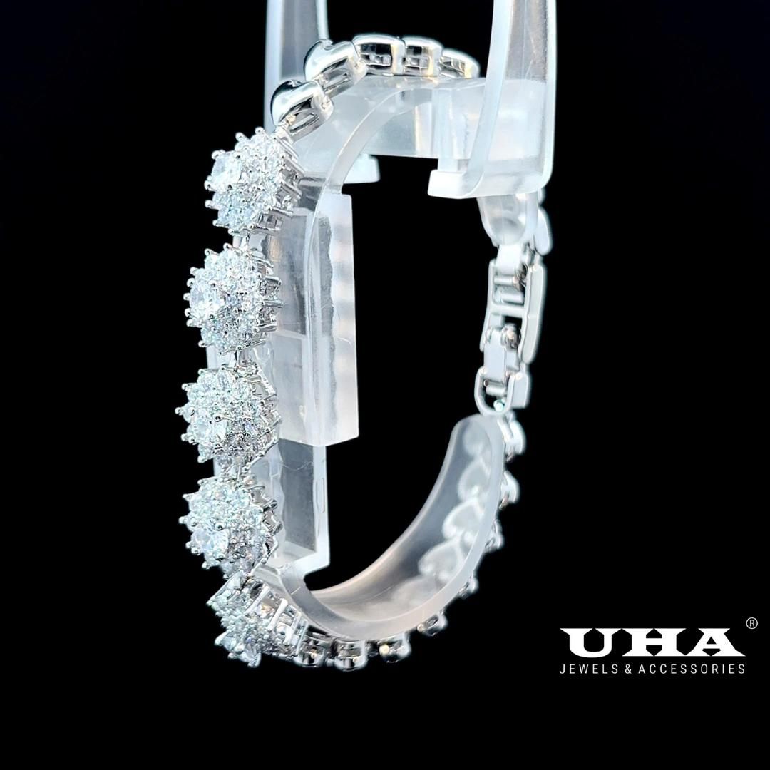 L649 Lắc tay nữ đính đá CZ cao cấp thiết kế tinh tế nhẹ nhàng cá tính UHA