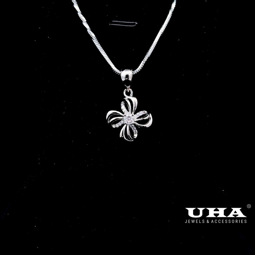 M1656 Mặt và dây chuyền nữ thiết kế kiểu hoa, đính đá CZ cao cấp sáng lấp lánh UHA Women