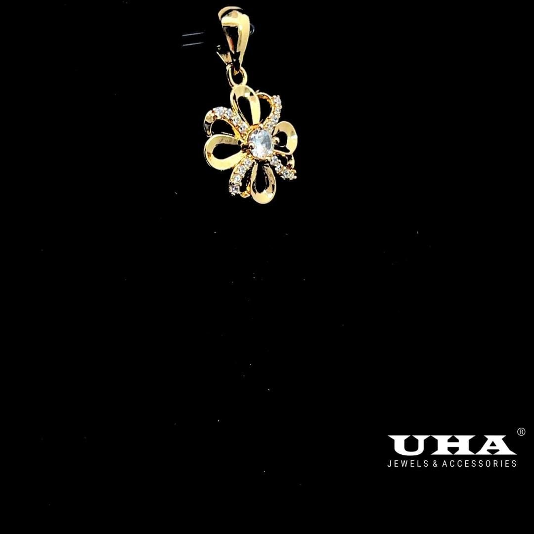 M1658 Mặt và dây chuyền nữ thiết kế kiểu hoa, đính đá sáng lấp lánh UHA