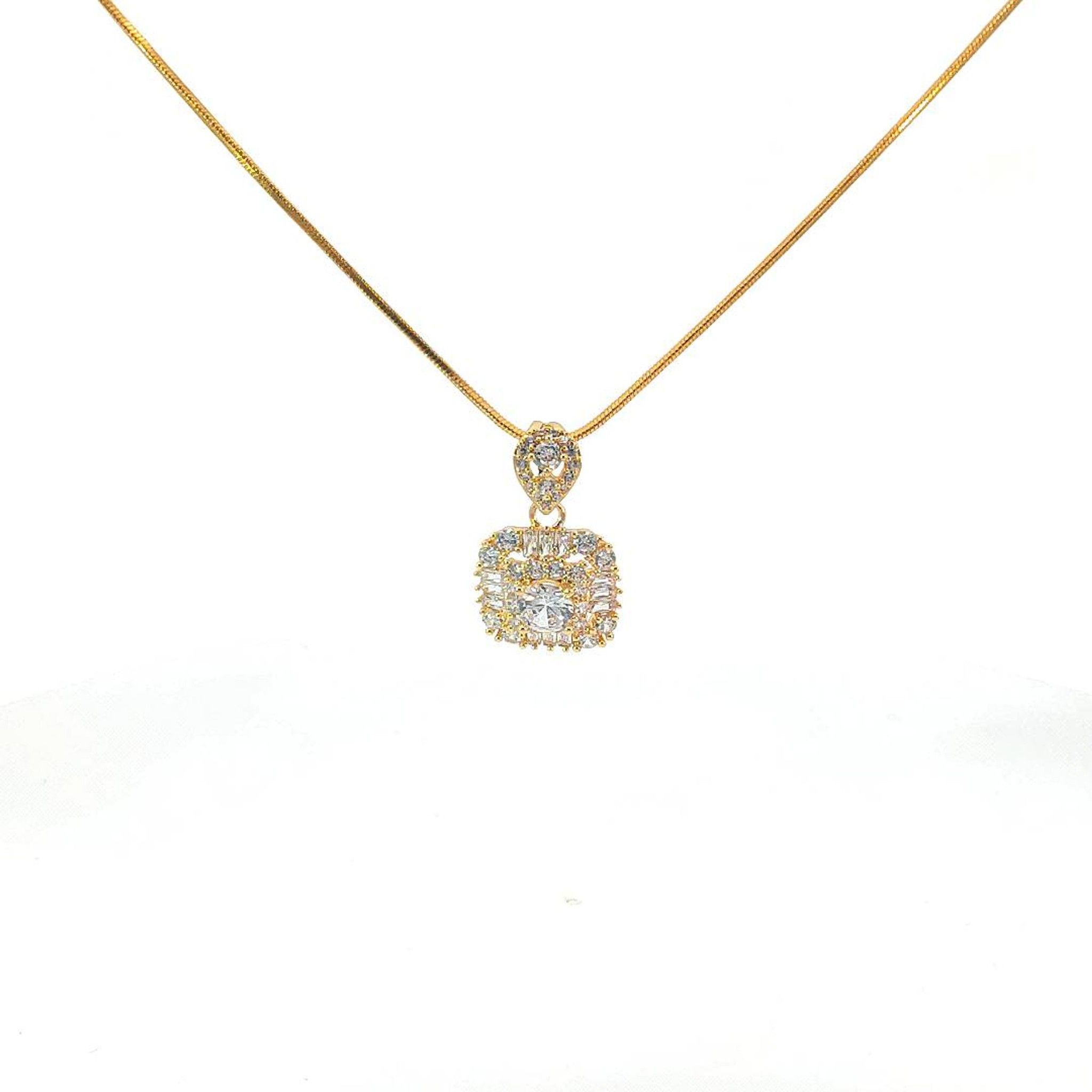 M1325 - Mặt dây chuyền nữ mạ vàng kiểu dáng sang trọng (Không kèm dây) Women