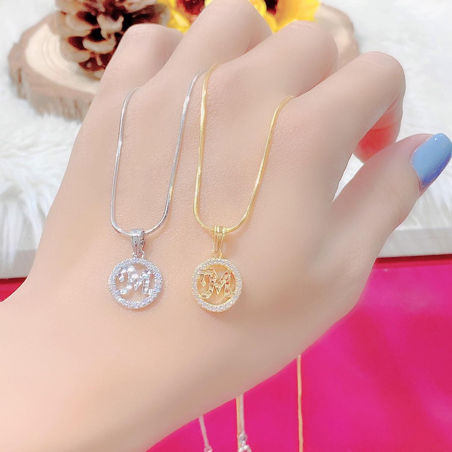 M1345-Mặt dây chuyền chữ cái đơn giản (không kèm dây)-UHA Women Dây Chuyền Nữ Trang Sức
