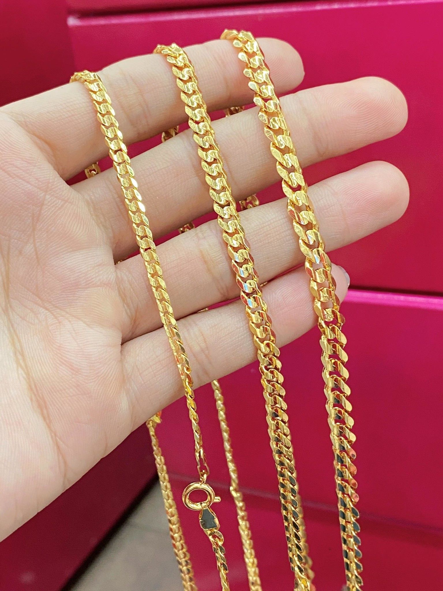 DC12 Dây chuyền khoen lật UHA cao cấp đơn giản