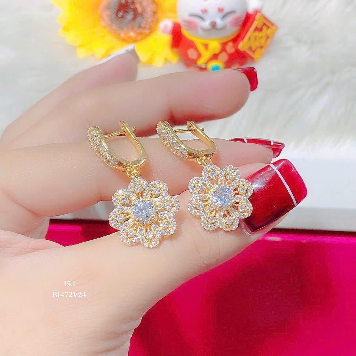 B1472 Bông tai hoa  đính đá baguette SIÊU XINH -UHA Women Nữ