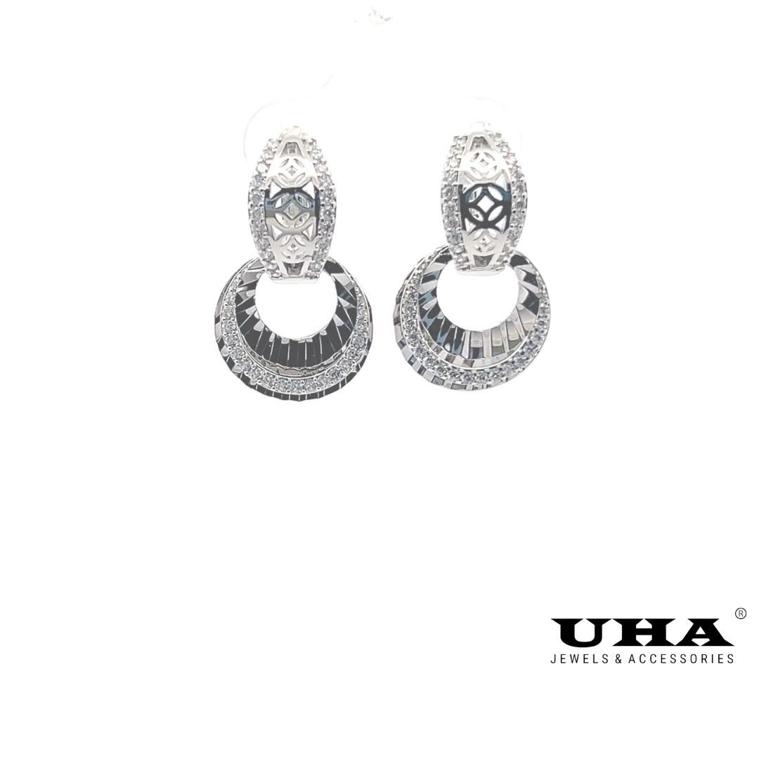 B1566 Bông tai nữ thiết kế đơn giản sang trọng UHA Voi Voan