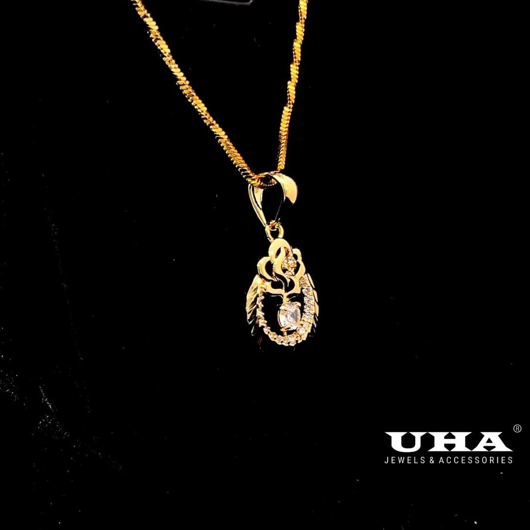 M1640 Mặt và dây chuyền nữ thiết kế nhỏ gọn, tinh tế uha