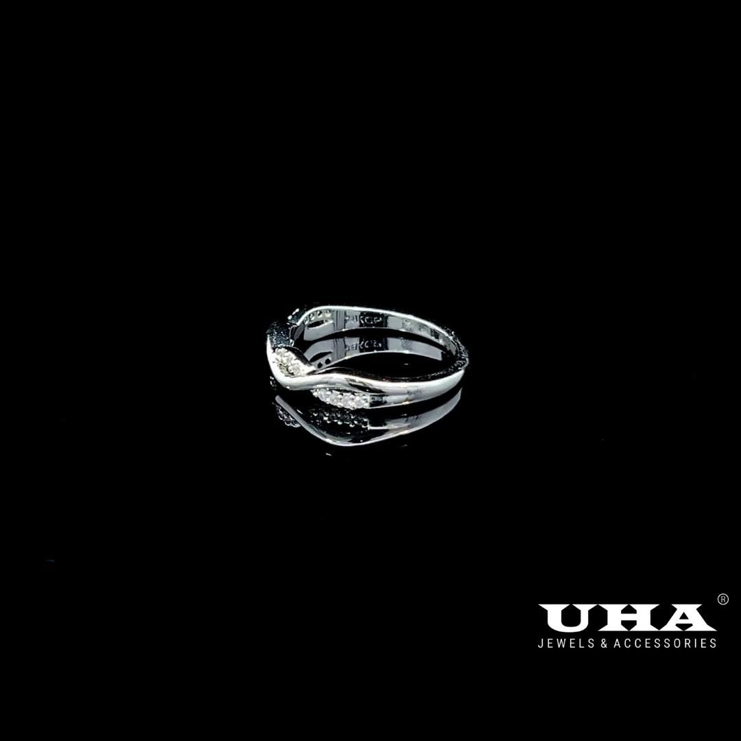 N1243 Nhẫn nữ đính đá CZ thiết kế trẻ trung cá tính UHA Women