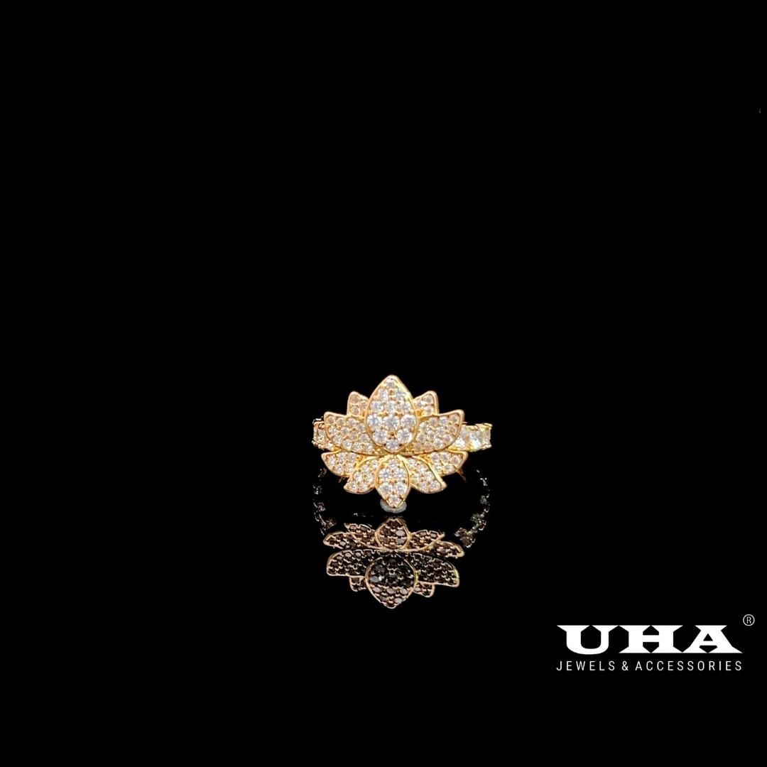 N1300 Nhẫn nữ thiết kế sang trọng đính đá CZ cao cấp sáng lấp lánh UHA Women