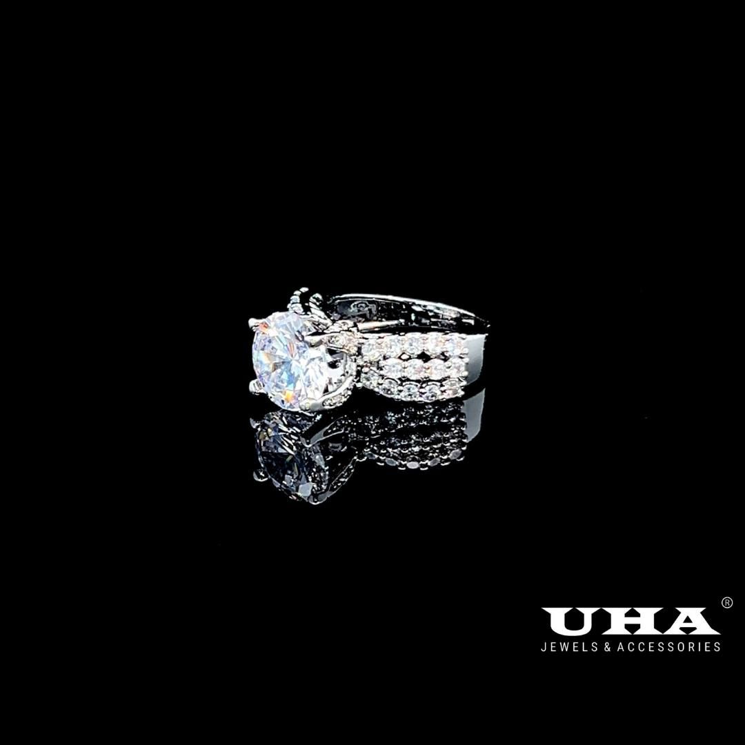 N788 Nhẫn nữ đính đá CZ cao cấp thiết kế trẻ trung UHA