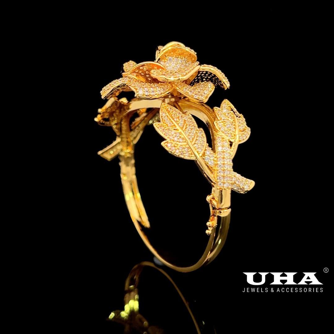 V178 Vòng tay nữ đính đá cao cấp thiết kế sang trọng UHA