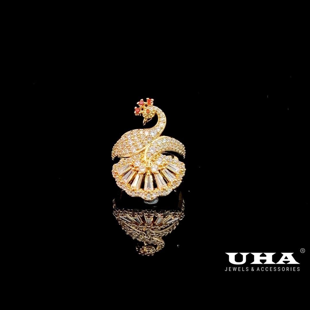 N1281 Nhẫn nữ thiết kế kiểu con cong đính đá bagutte cao cấp sáng lấp lánh UHA Women