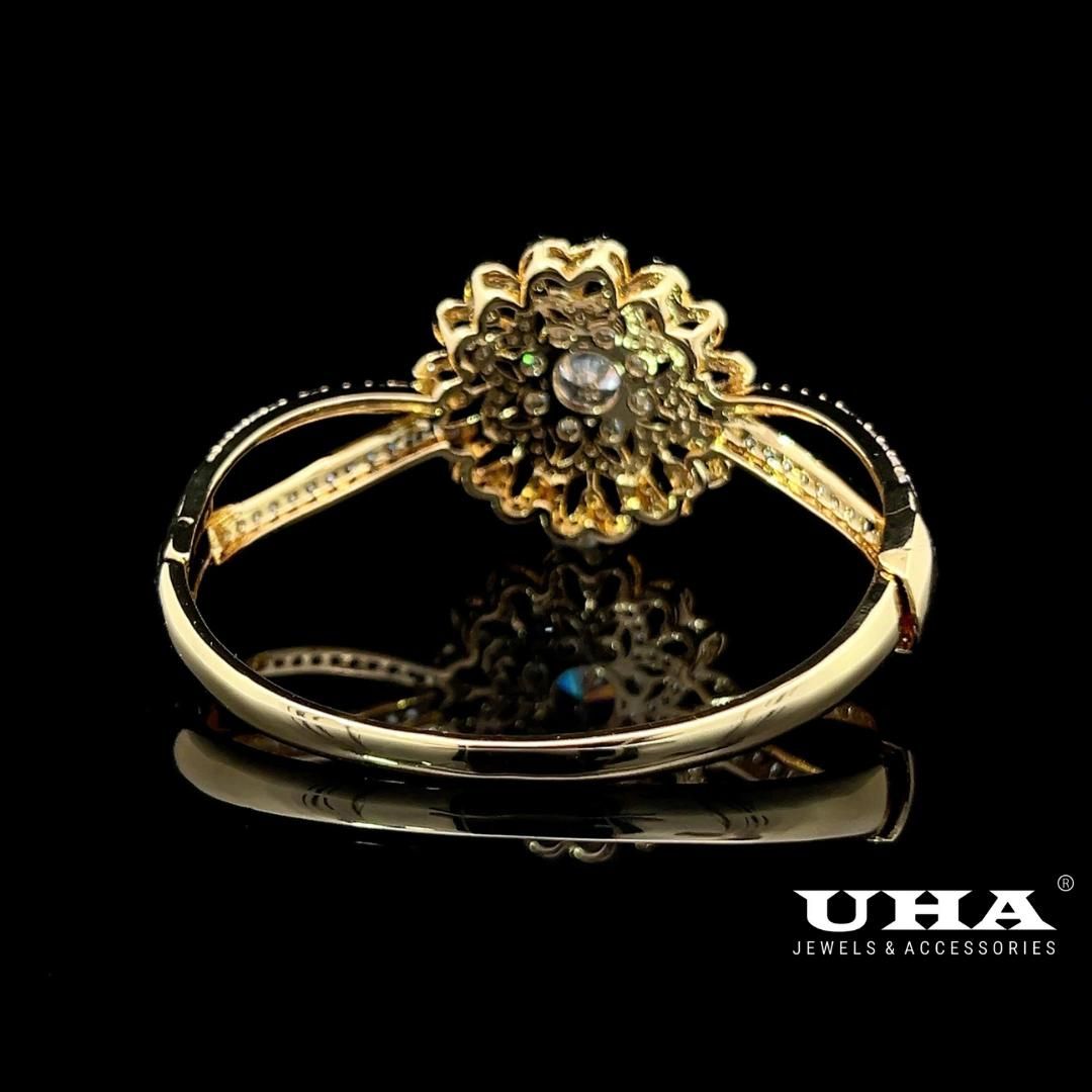 V579 Vòng tay nữ đính đá CZ thiết kế tinh tế trẻ trung nhẹ nhàng UHA