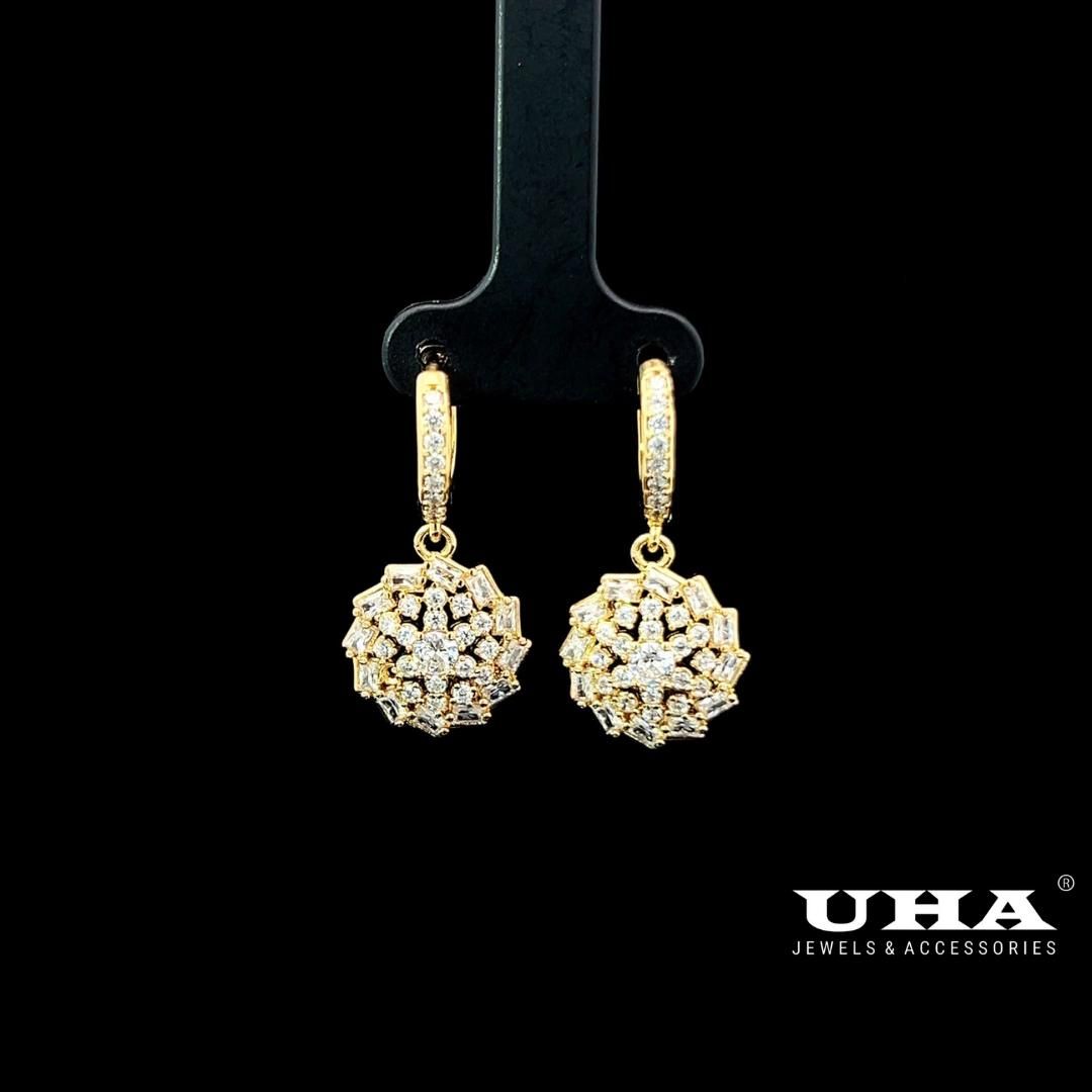 B1624 Bông tai nữ đính đá bagutte cao cấp sang trọng tinh tế UHA