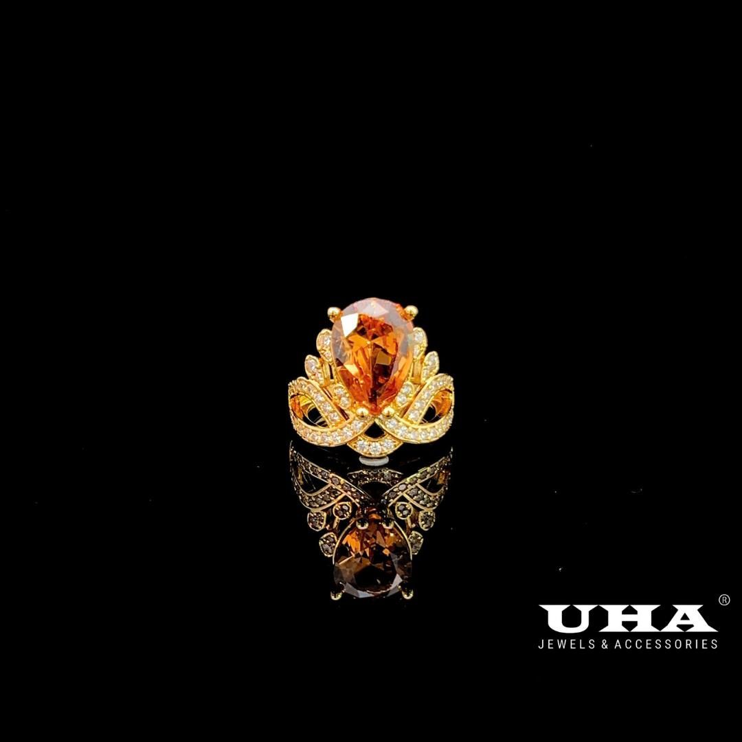 N703 Nhẫn nữ đính đá ovan màu phong thủy cao cấp UHA Women