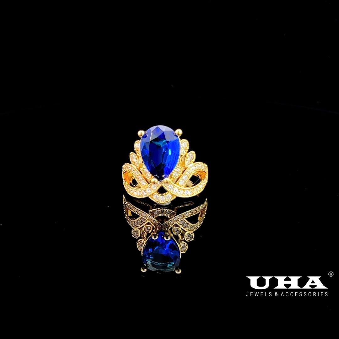 N703 Nhẫn nữ đính đá ovan màu phong thủy cao cấp UHA Women