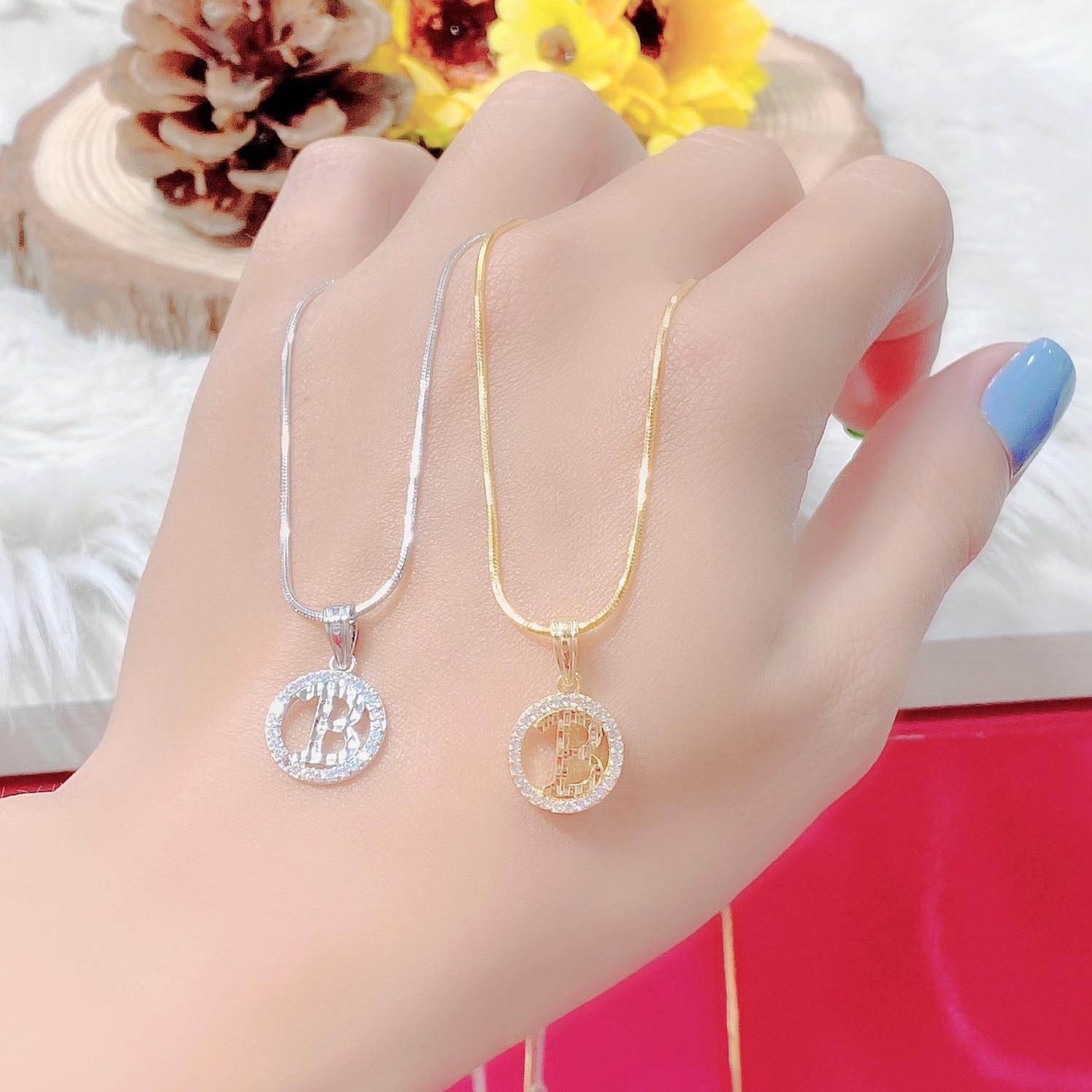 M1345-Mặt dây chuyền chữ cái đơn giản (không kèm dây)-UHA Women Dây Chuyền Nữ Trang Sức