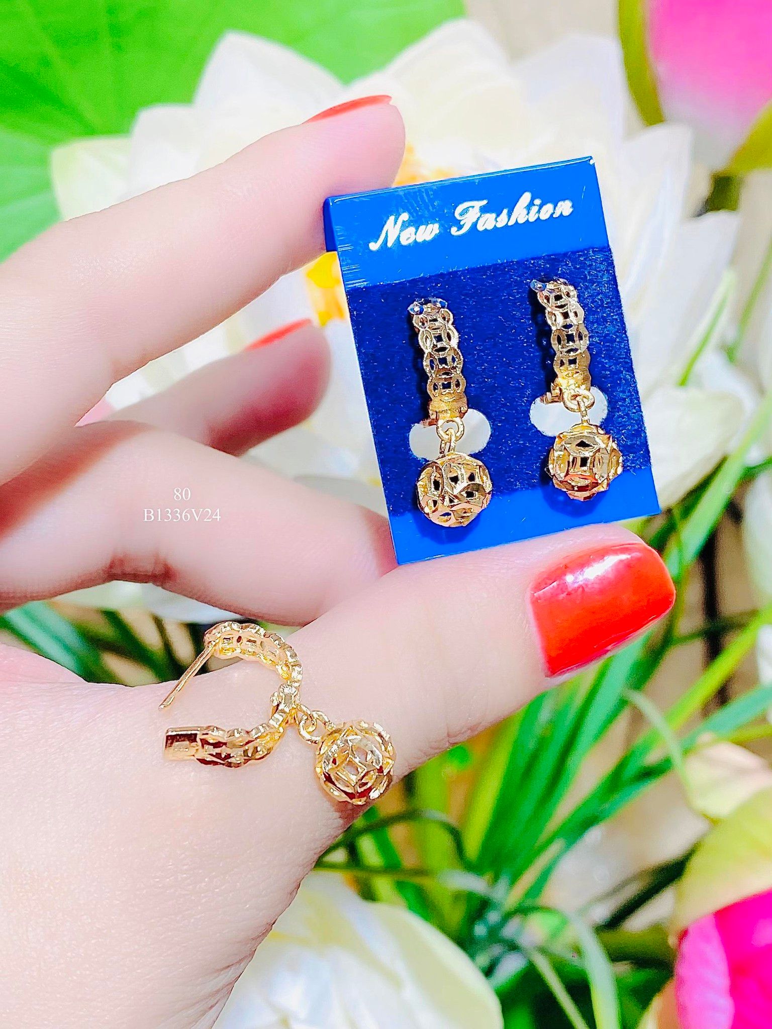 B1336 UHA bông tai nữ đính đá CZ cao cấp sáng lấp lanh siêu xinh Women