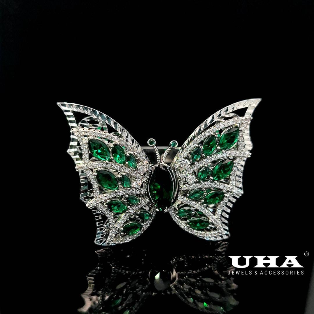 V591 Vòng tay nữ kiểu cánh bướm đính đá màu phong thủy siêu xinh-UHA Phụ Kiện