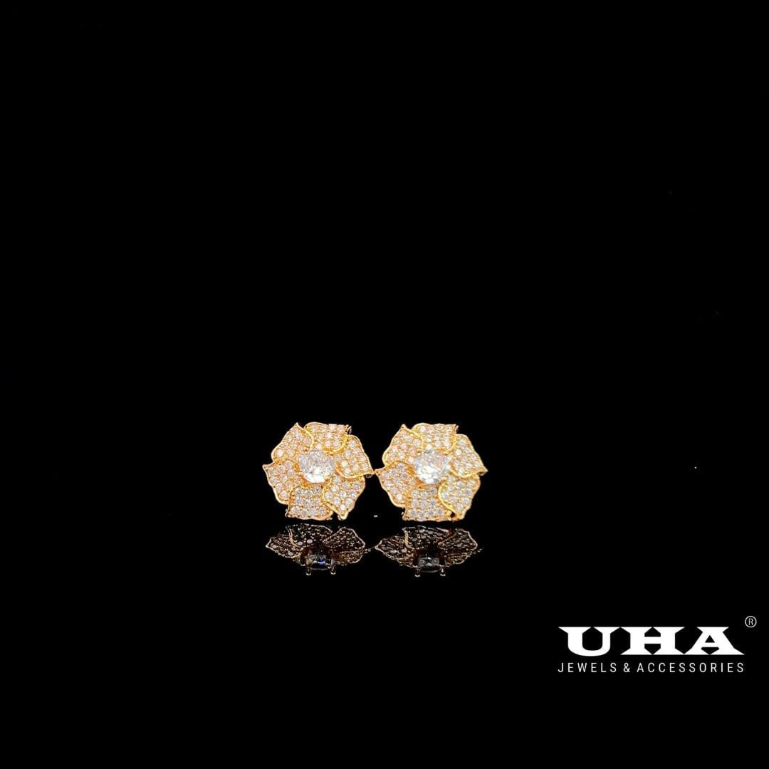 B1022 Bông tai nữ đính đá sáng lấp lánh  , chuôi cài chắc chắn UHA Women Hoa Tai