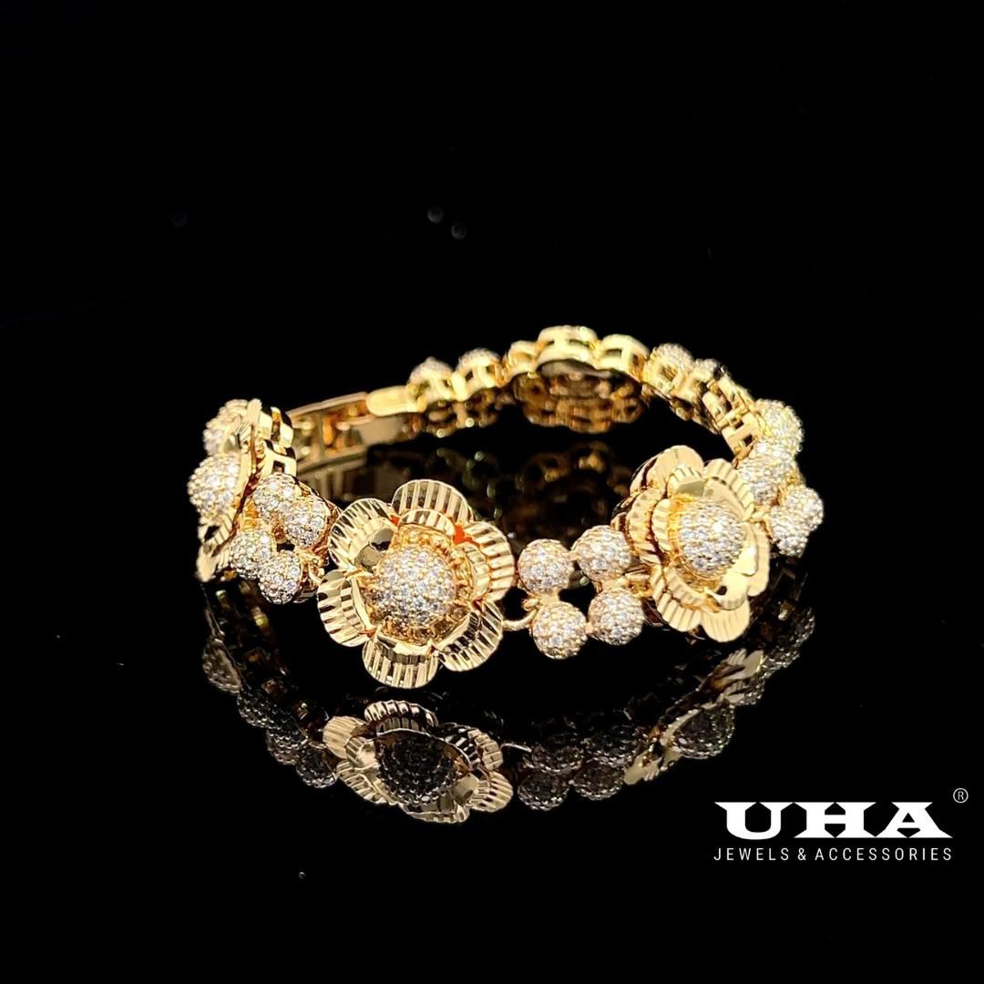 L635 Lắc tay nữ thiết kế tinh tế đính đá sáng lấp lánh UHA