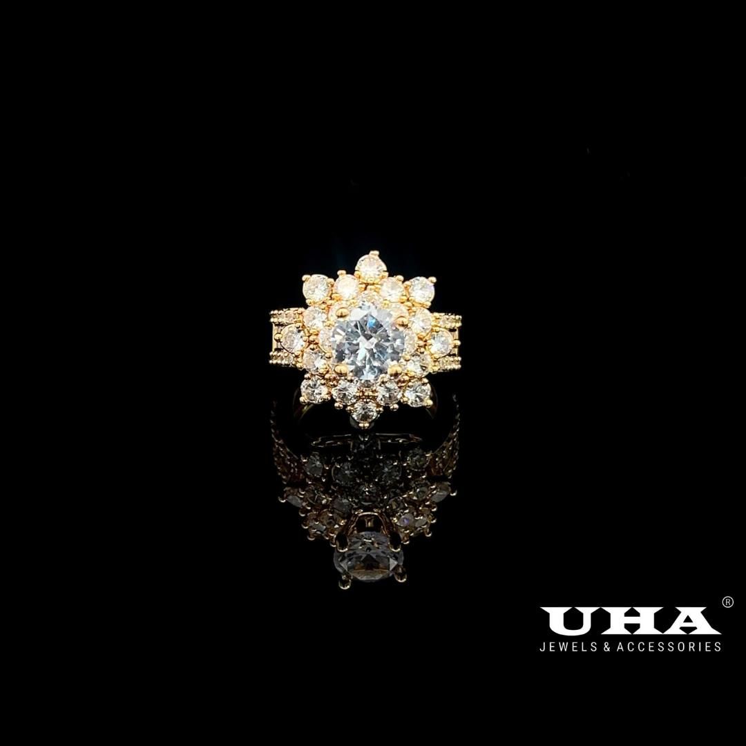 N559 Nhẫn nữ đính đá màu phong thủy cao cấp sáng lấp lánh UHA Women