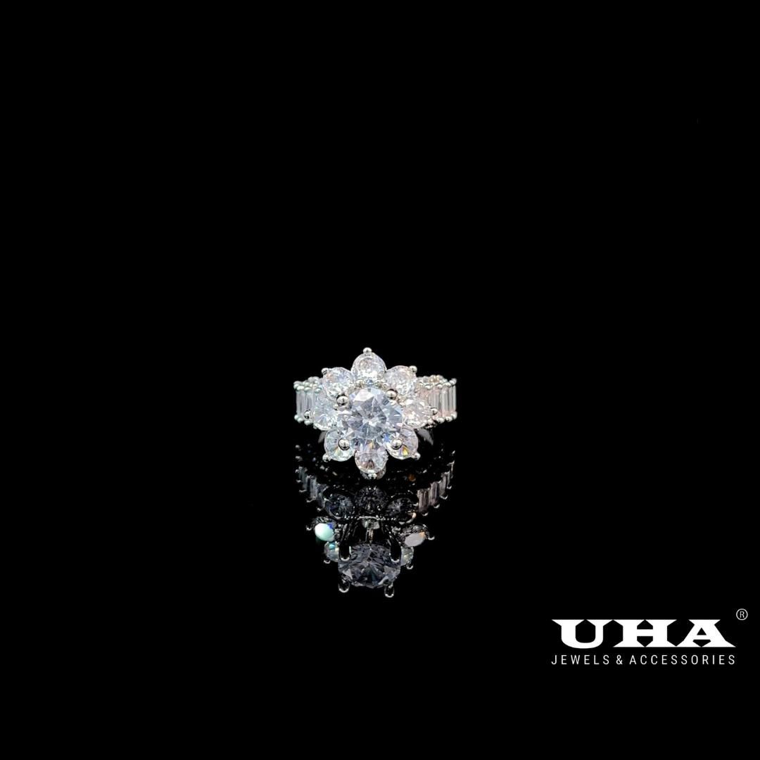 N1271 Nhẫn nữ đính đá Cz cao cấp sáng lấp lánh UHA