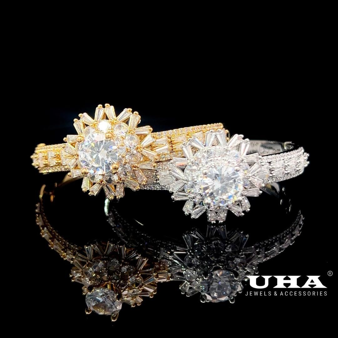 V599 Vòng tay nữ đính đá CZ cao cấp thiết kế tinh tế nhẹ nhàng UHA