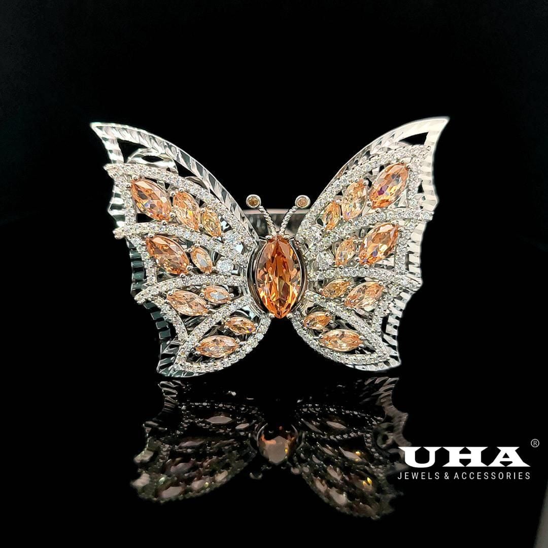 V591 Vòng tay nữ kiểu cánh bướm đính đá màu phong thủy siêu xinh-UHA