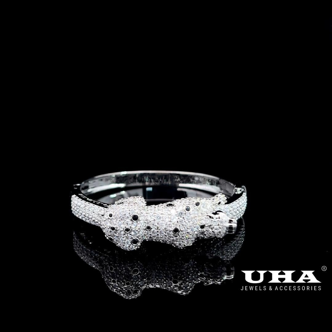 V614 Vòng tay nữ thiết kế sang trọng đính đá cz cao cấp sáng lấp lánh UHA Phụ Kiện