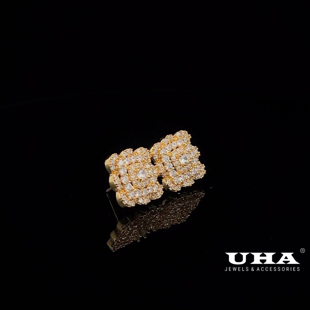 B1388 Bông tai nữ đính đá baguette siêu sang trọng UHA Women Voi