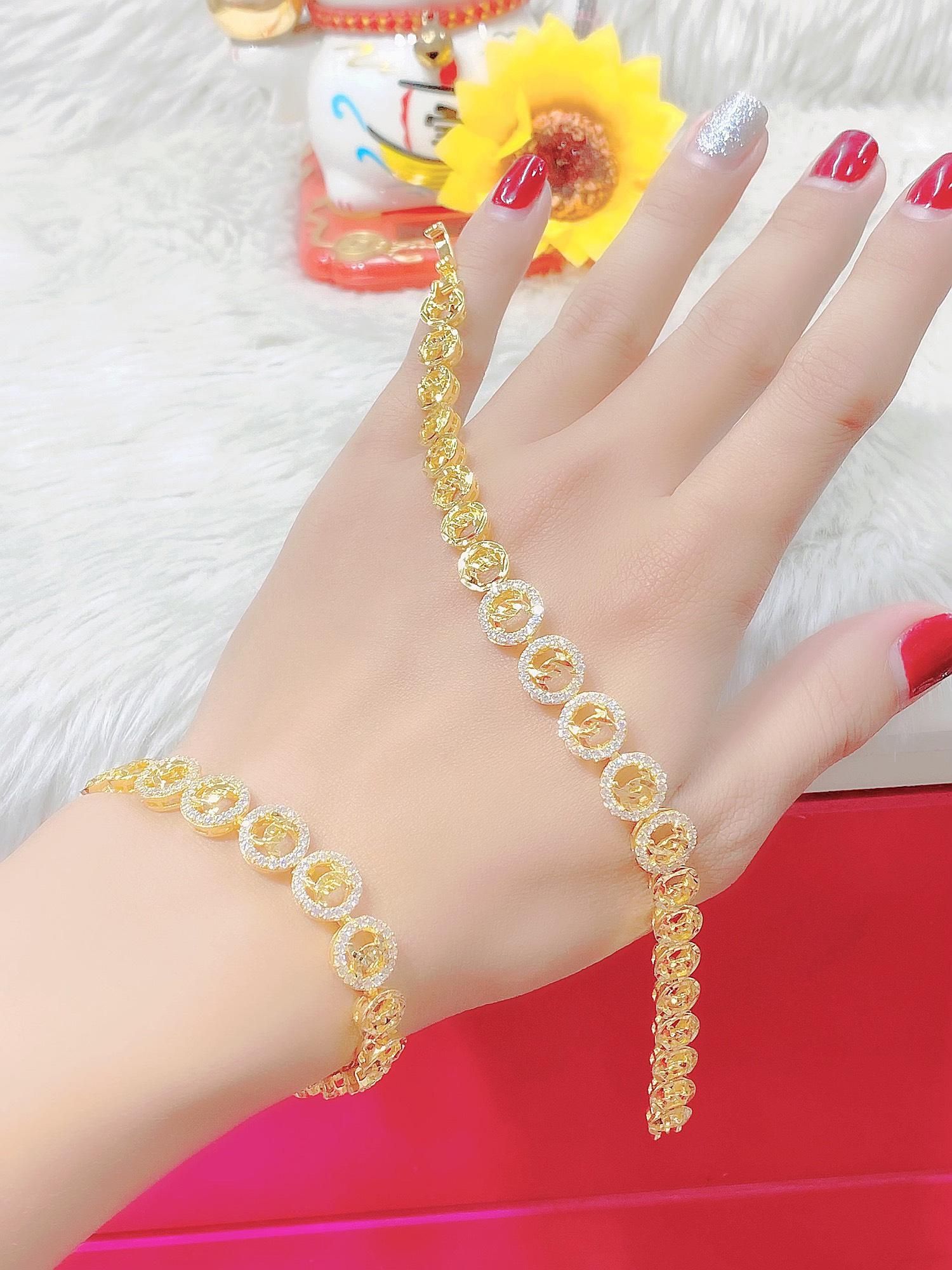 L377 Lắc tay nữ UHA, lắc tay phong thùy bền màu thiết kế cao cấp sáng lấp lánh