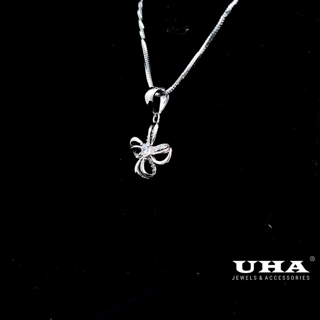 M1656 Mặt và dây chuyền nữ thiết kế kiểu hoa, đính đá CZ cao cấp sáng lấp lánh UHA Women