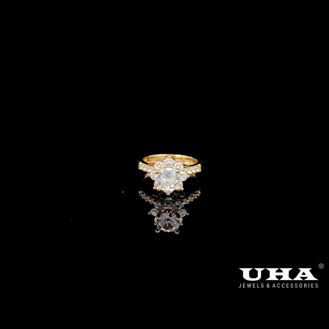 N680 Nhẫn nữ đính đá CZ cao cấp sáng lấp lánh UHA Women