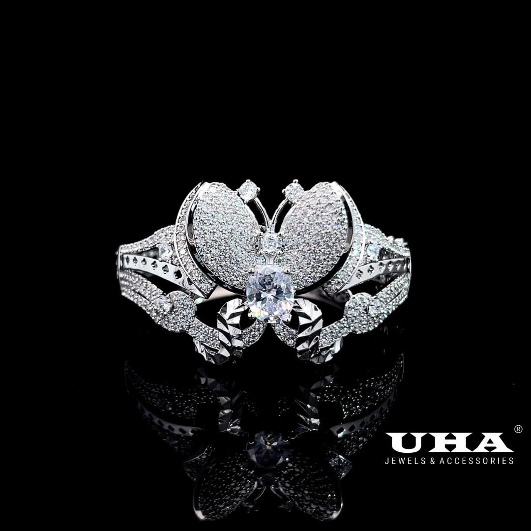 V603 Vòng tay nữ đính đá CZ cao cấp, thiết kế kiểu bướm siêu xinh UHA Phụ Kiện