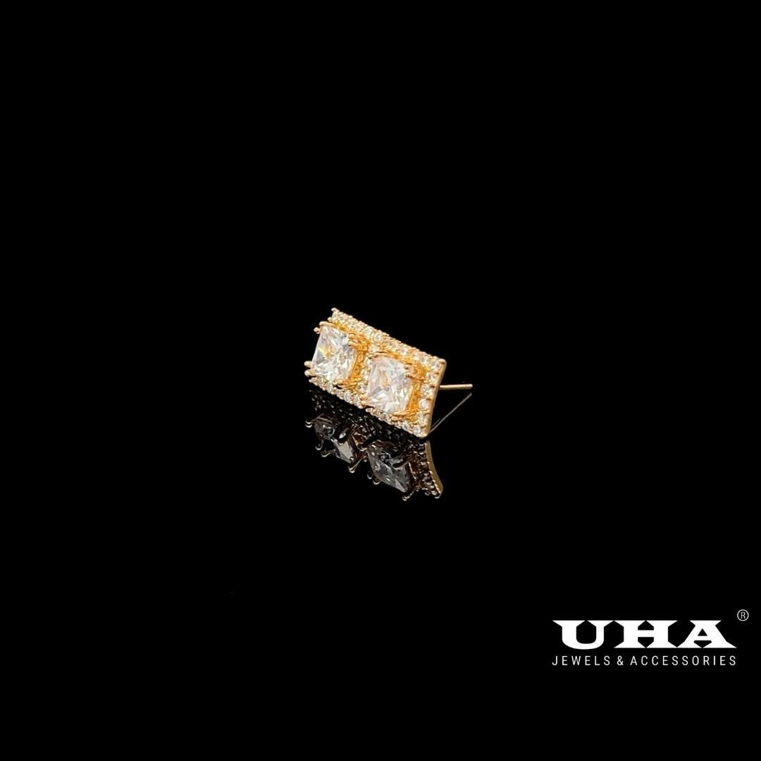 B1080 Bông tai nữ hột vuông đính đá CZ cao cáp sáng lấp lánh UHA