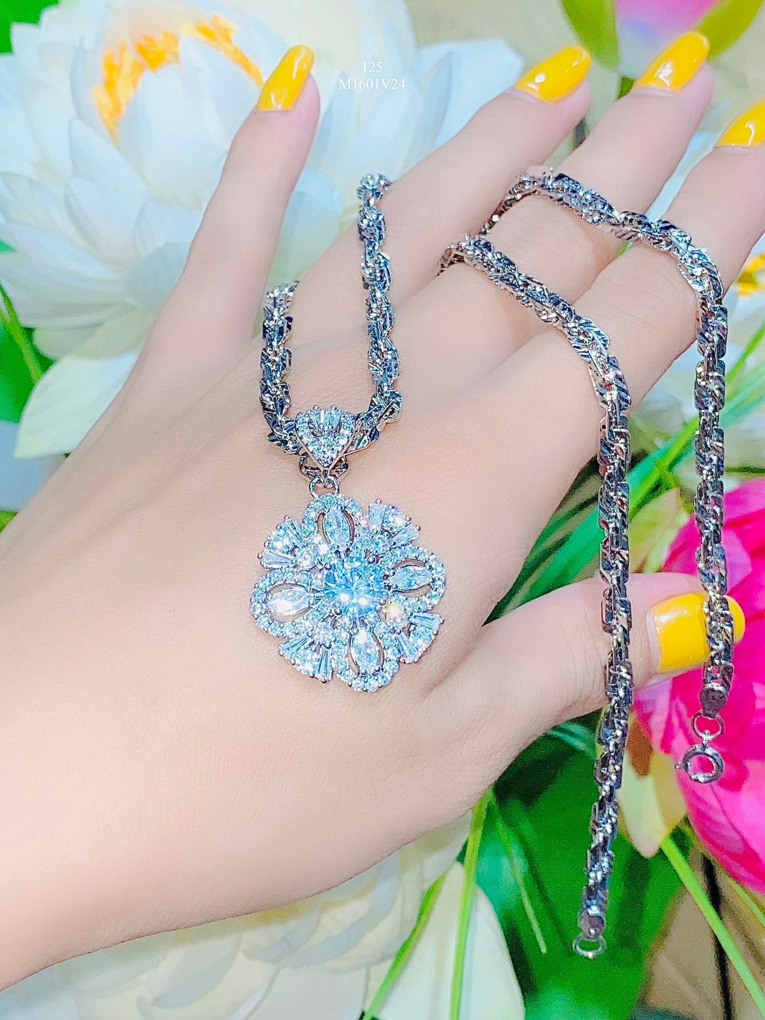 M1601 Mặt và dây chuyền nữ đính đá CZ cao cấp UHA Women Jewelry