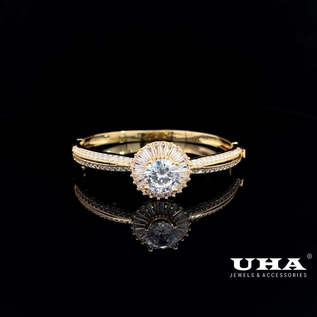 V600 Vòng tay nữ đính đá bagutte cao cấp sáng lấp lánh UHA Phụ Kiện