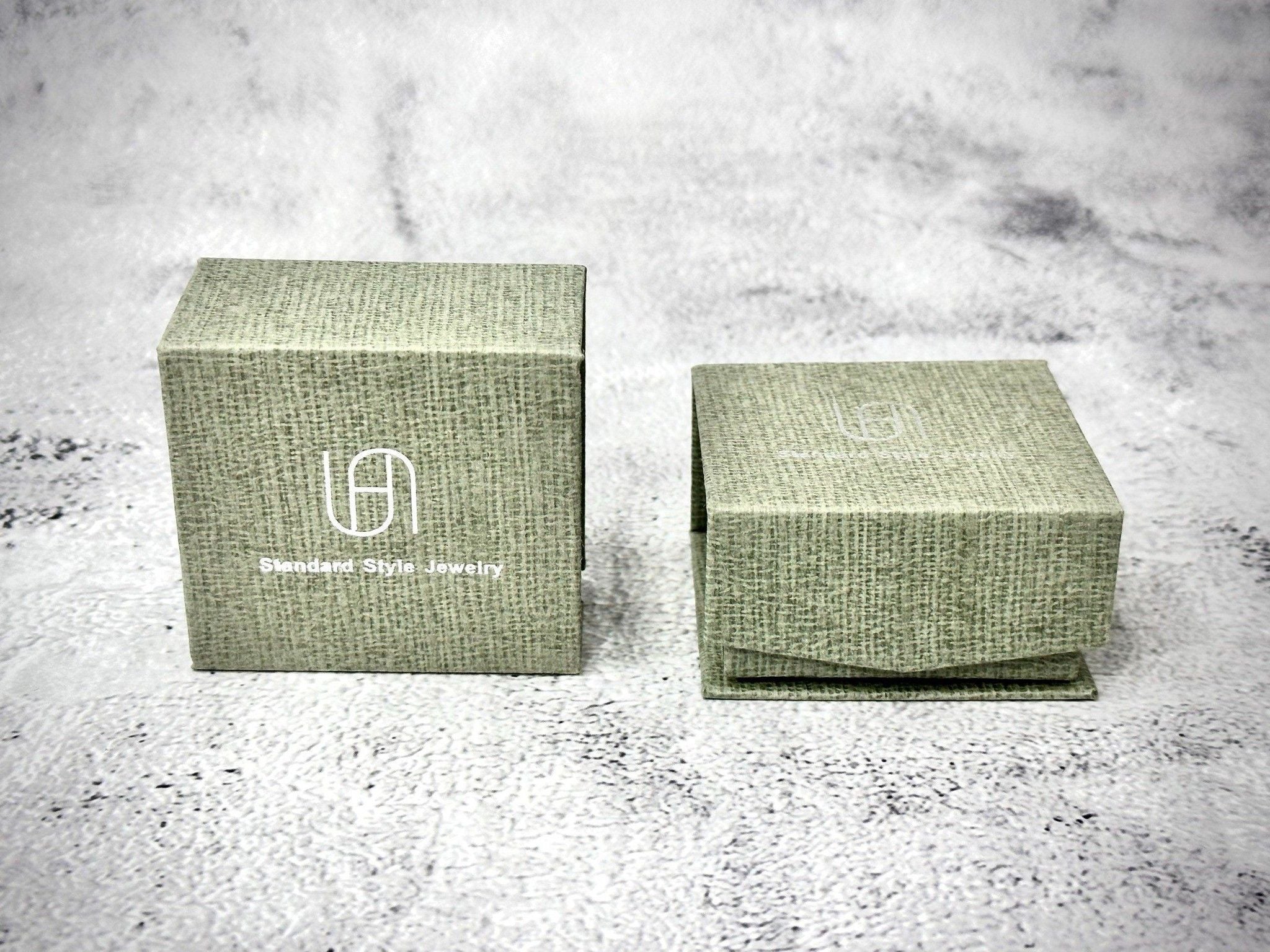 B1591 Bông tai kiểu CHIẾC LÁ đính đá baguette-tăng kèm hộp Women