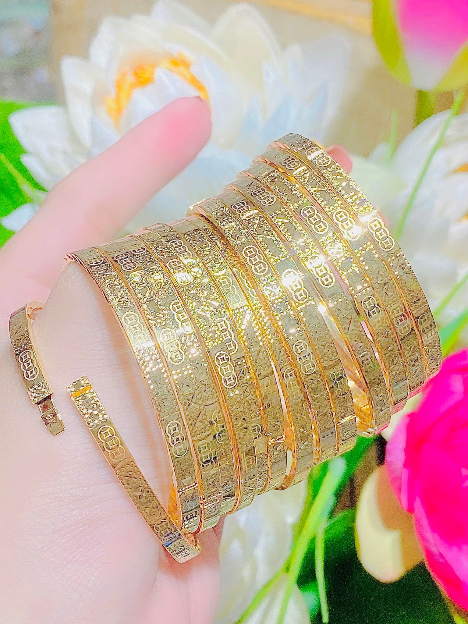 Vòng Ximen bản vuông 4li kiểu đồng tiền khóa gài UHA Phụ Kiện Bàn Tay