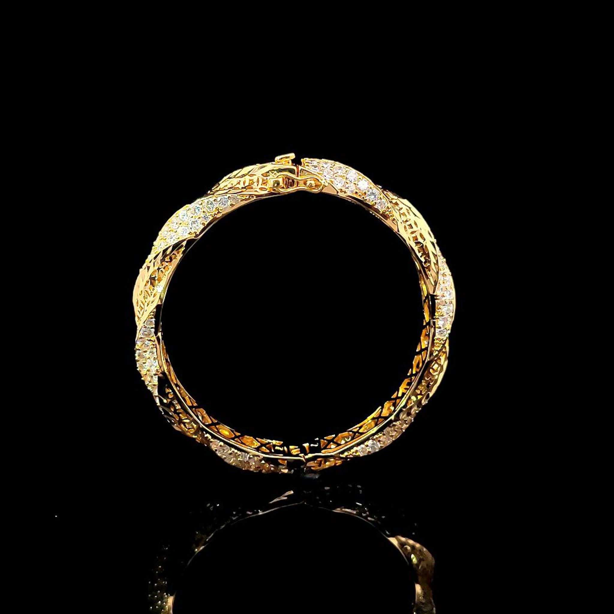 V593 Vòng tay nữ xoắn thiết kế kim tiền trẻ trung sang trọng