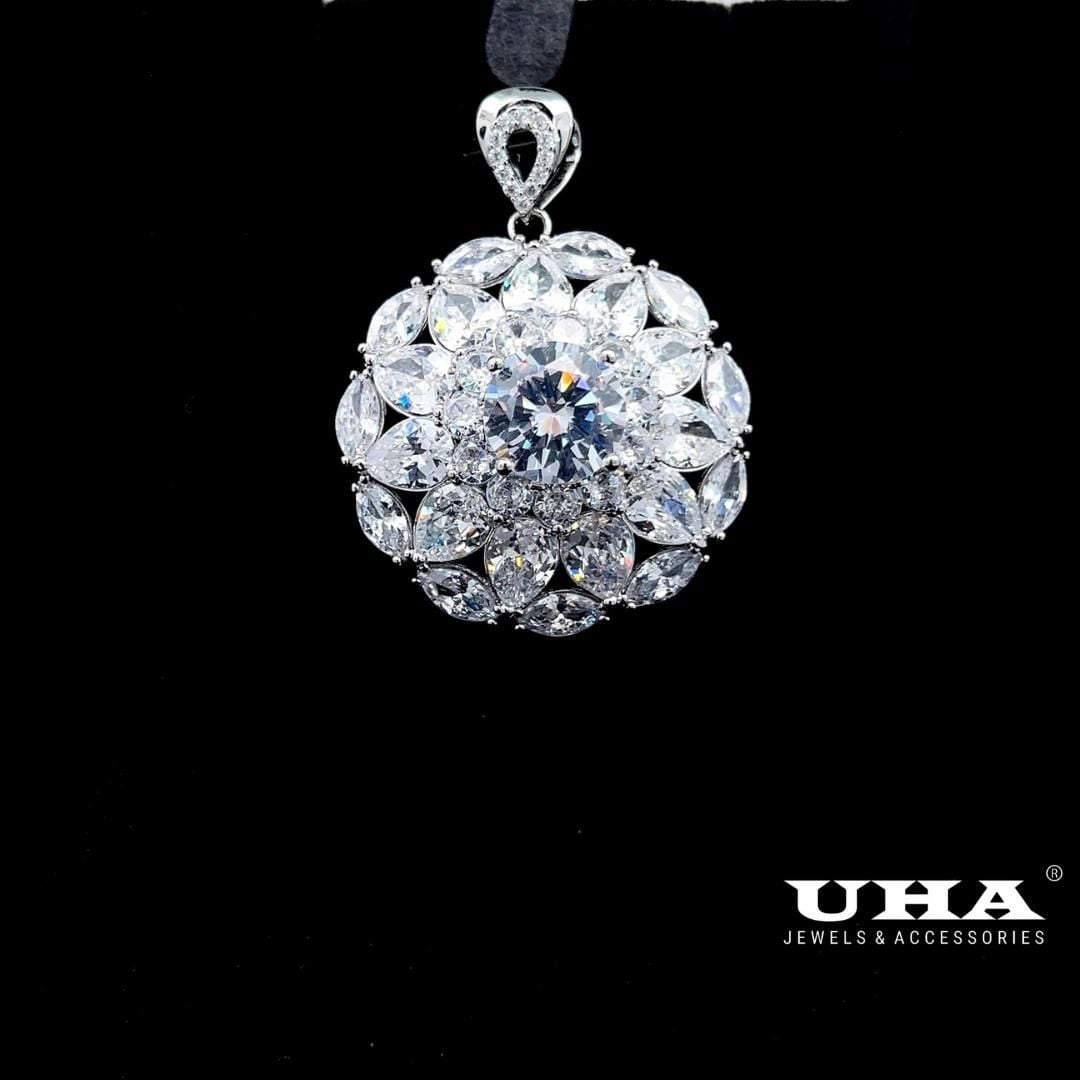 M1621 Mặt và dây chuyền nữ đính đá bagutte cao cấp, thiết kế tinh tế sang trọng UHA