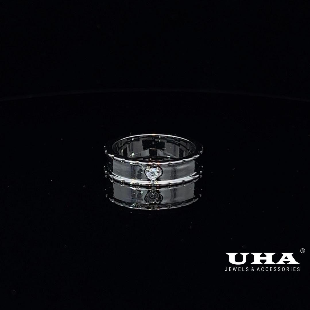 N1038 Nhẫn trơn Unisex đính đá CZ đơn giản, cao cấp-UHA Women
