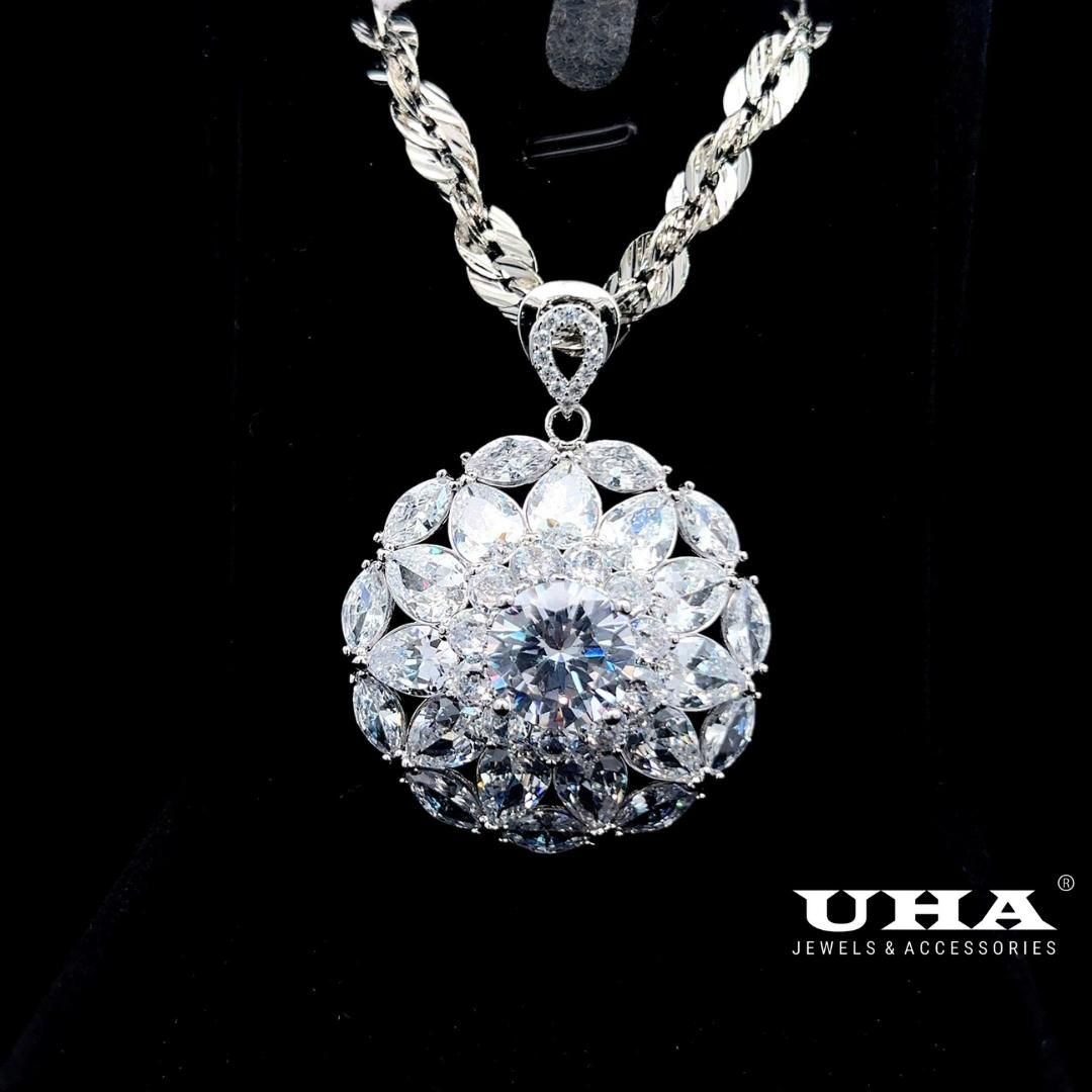 M1621 Mặt và dây chuyền nữ đính đá bagutte cao cấp sáng lấp lánh UHA Women