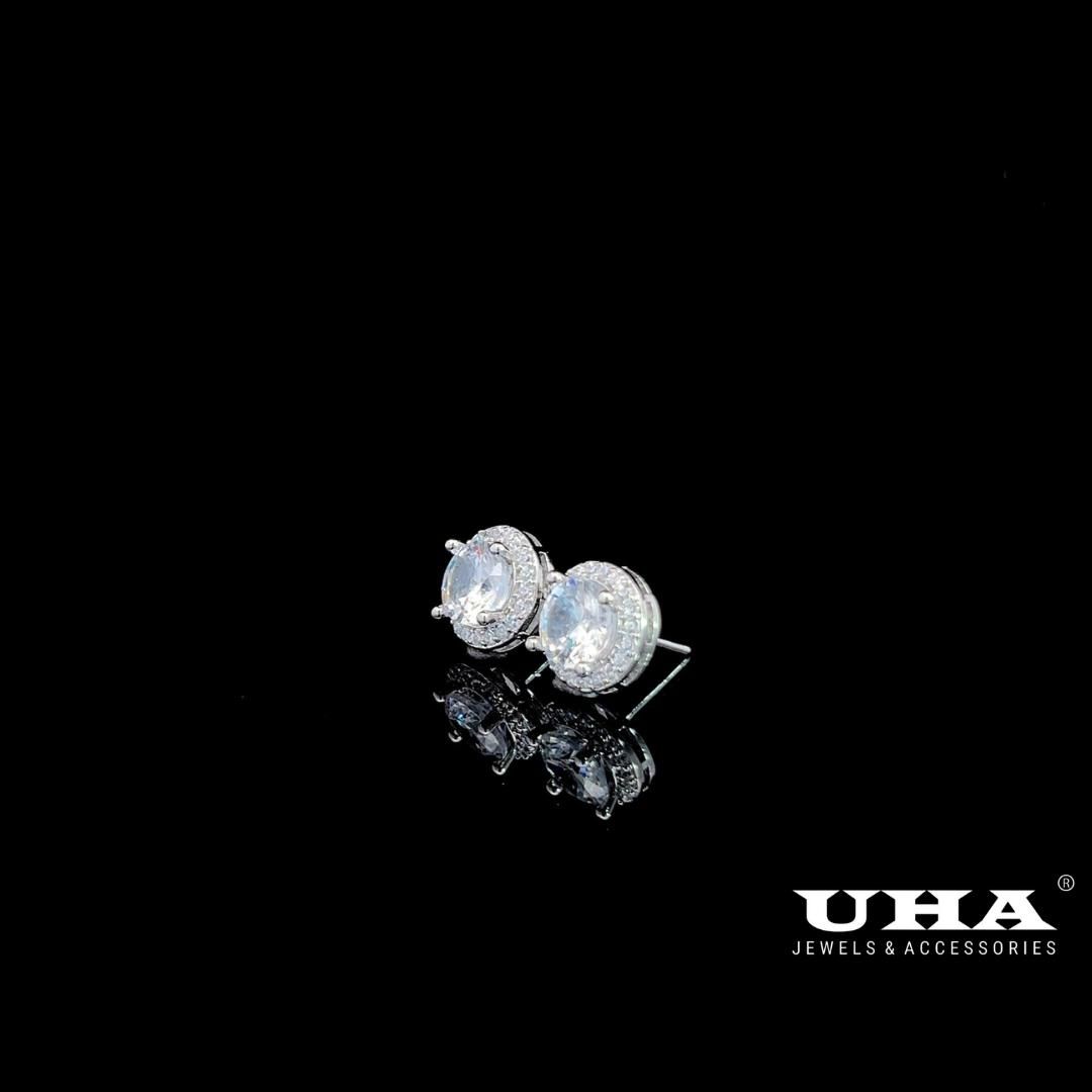 B1668 Bông tai nụ nữ đính đá cz cao cấp sáng lấp lánh UHA Women Khuyên Tai Hoa Tai