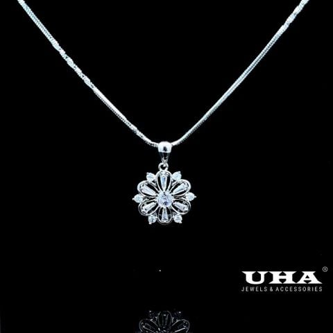 M1639 Mặt và dây chuyền nữ thiết kế kiểu hoa đính đá Cz cao cấp sáng lấp lánh UHA Women