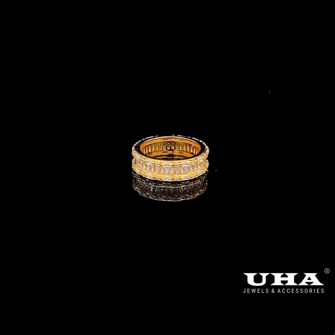 N656 Nhẫn nữ  đính dá bagutte cao cấp sáng lấp lánh UHA Women